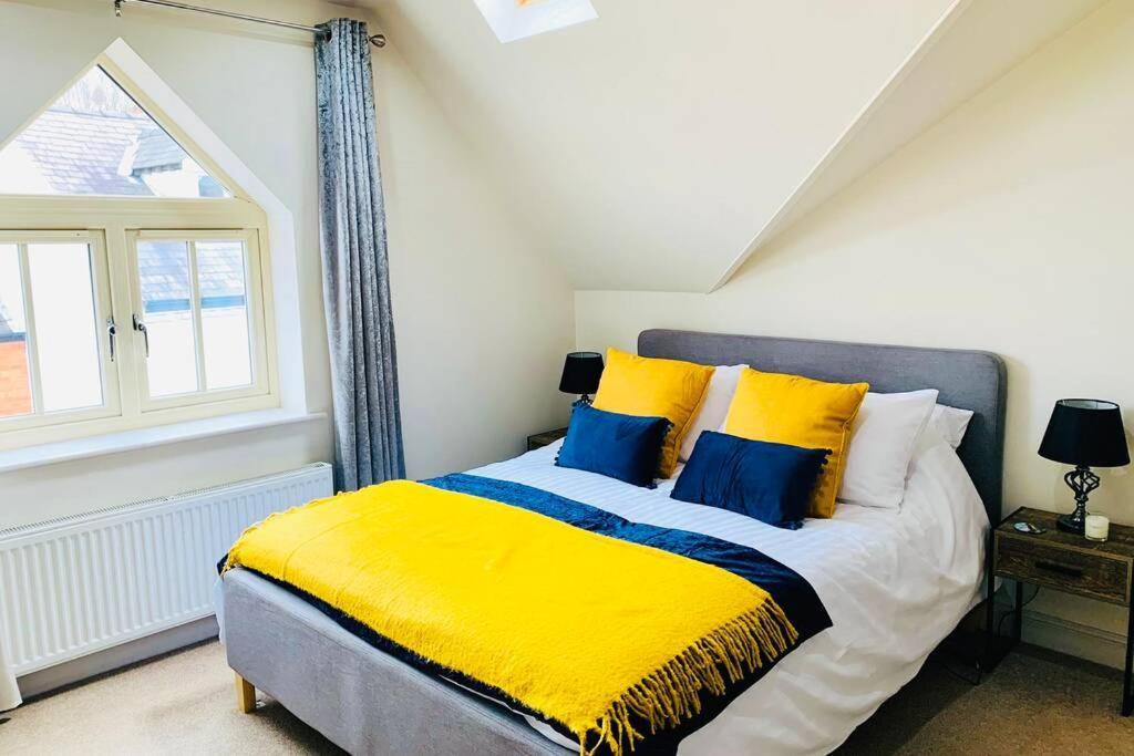 Boutique Townhouse Uphill Lincoln Villa Eksteriør bilde