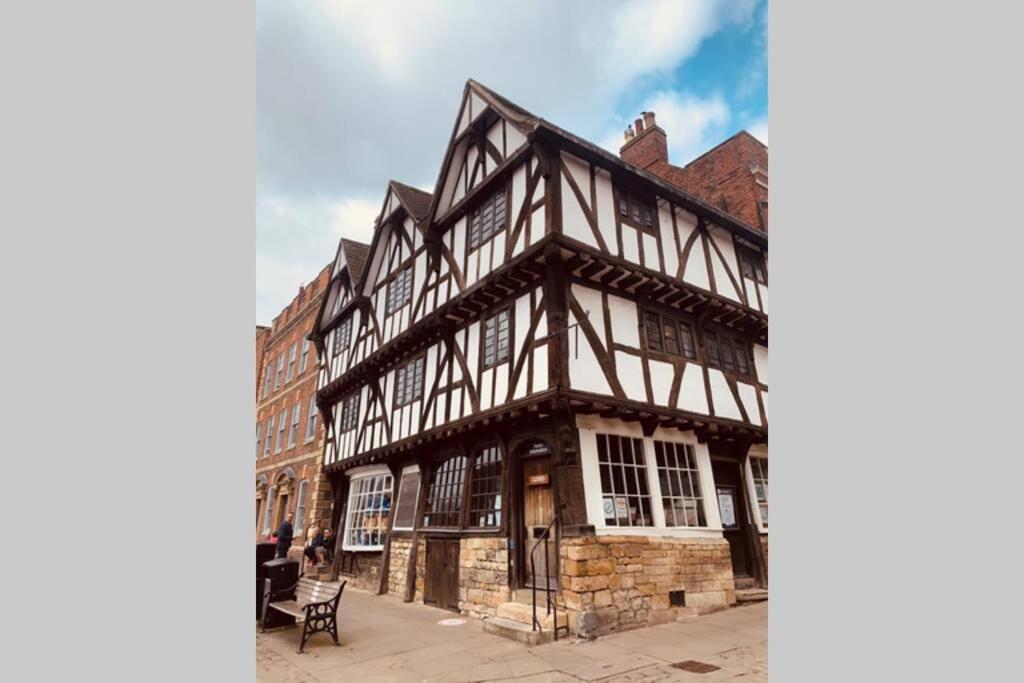 Boutique Townhouse Uphill Lincoln Villa Eksteriør bilde