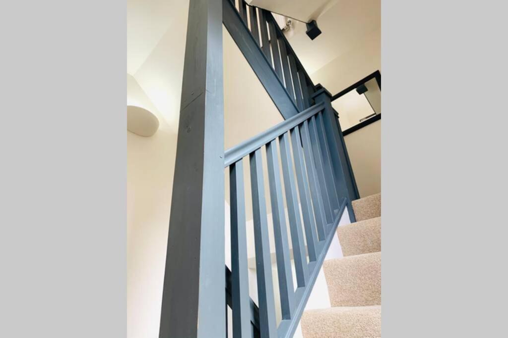 Boutique Townhouse Uphill Lincoln Villa Eksteriør bilde